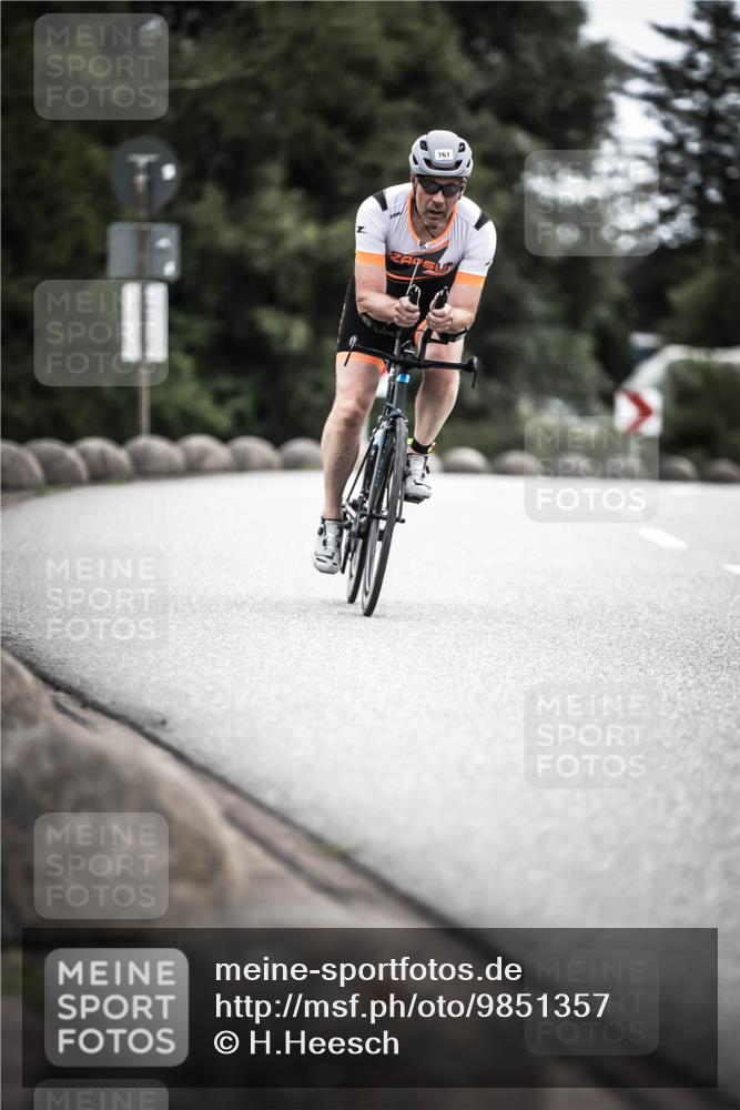 21.06.2026 - 29. Vierlanden-Triathlon H.Heesch http://msf.ph/oto/9851357 21.06.2026 12:02:27 Radfahren 228, 640, 761, 783, 859, 873 meine-sportfotos.de