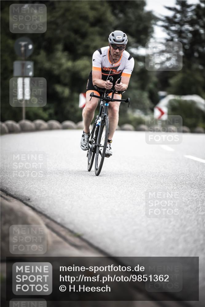 21.06.2026 - 29. Vierlanden-Triathlon H.Heesch http://msf.ph/oto/9851362 21.06.2026 12:02:27 Radfahren 228, 640, 761, 783, 859, 873 meine-sportfotos.de