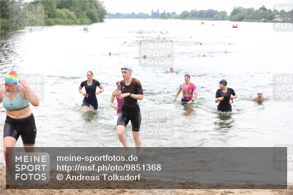 21.06.2026 - 29. Vierlanden-Triathlon Andreas Tolksdorf http://msf.ph/oto/9851368 21.06.2026 10:17:23 Schwimmen 369, 486, 517, 530, 543, 567, 574, 585, 599, 600, 602 meine-sportfotos.de