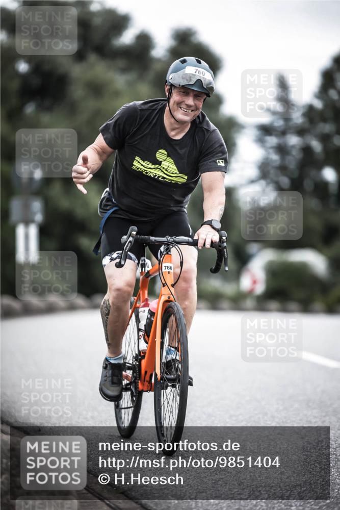 21.06.2026 - 29. Vierlanden-Triathlon H.Heesch http://msf.ph/oto/9851404 21.06.2026 12:02:40 Radfahren 760, 806, 878, 892 meine-sportfotos.de