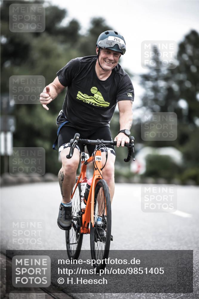 21.06.2026 - 29. Vierlanden-Triathlon H.Heesch http://msf.ph/oto/9851405 21.06.2026 12:02:40 Radfahren 760, 806, 878, 892 meine-sportfotos.de