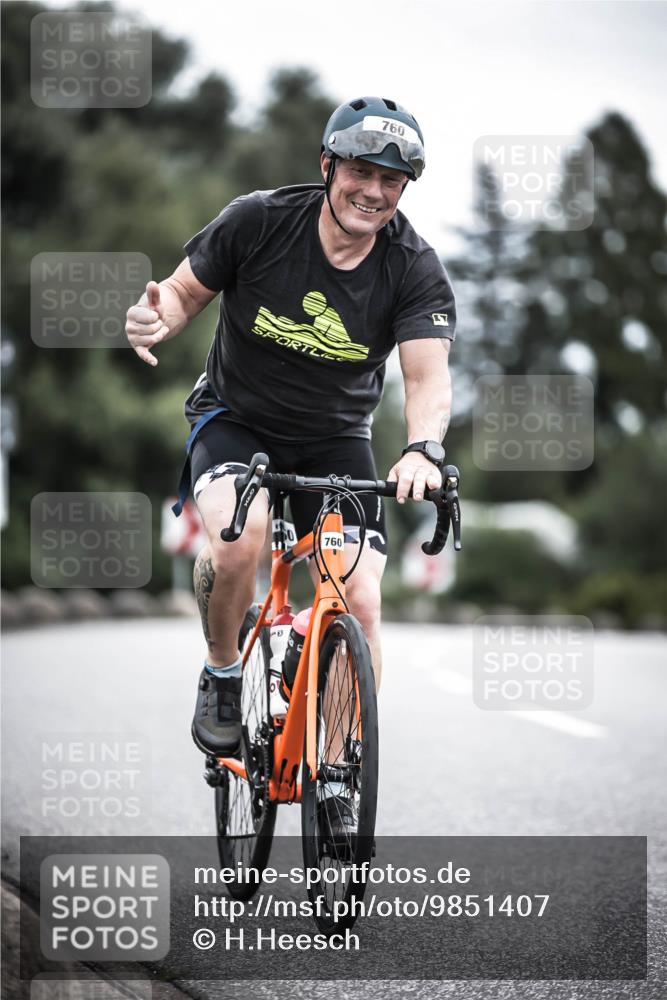 21.06.2026 - 29. Vierlanden-Triathlon H.Heesch http://msf.ph/oto/9851407 21.06.2026 12:02:40 Radfahren 760, 806, 878, 892 meine-sportfotos.de