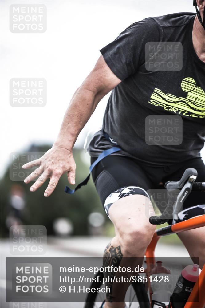 21.06.2026 - 29. Vierlanden-Triathlon H.Heesch http://msf.ph/oto/9851428 21.06.2026 12:02:40 Radfahren 760, 806, 878, 892 meine-sportfotos.de