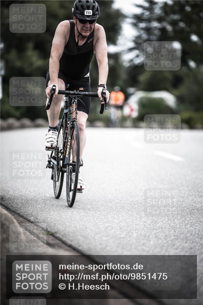 21.06.2026 - 29. Vierlanden-Triathlon H.Heesch http://msf.ph/oto/9851475 21.06.2026 12:02:50 Radfahren 292, 772, 846, 866, 869, 870, 881 meine-sportfotos.de