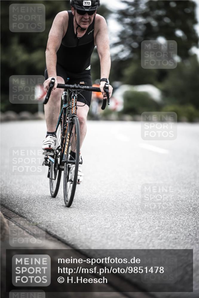 21.06.2026 - 29. Vierlanden-Triathlon H.Heesch http://msf.ph/oto/9851478 21.06.2026 12:02:50 Radfahren 292, 772, 846, 866, 869, 870, 881 meine-sportfotos.de