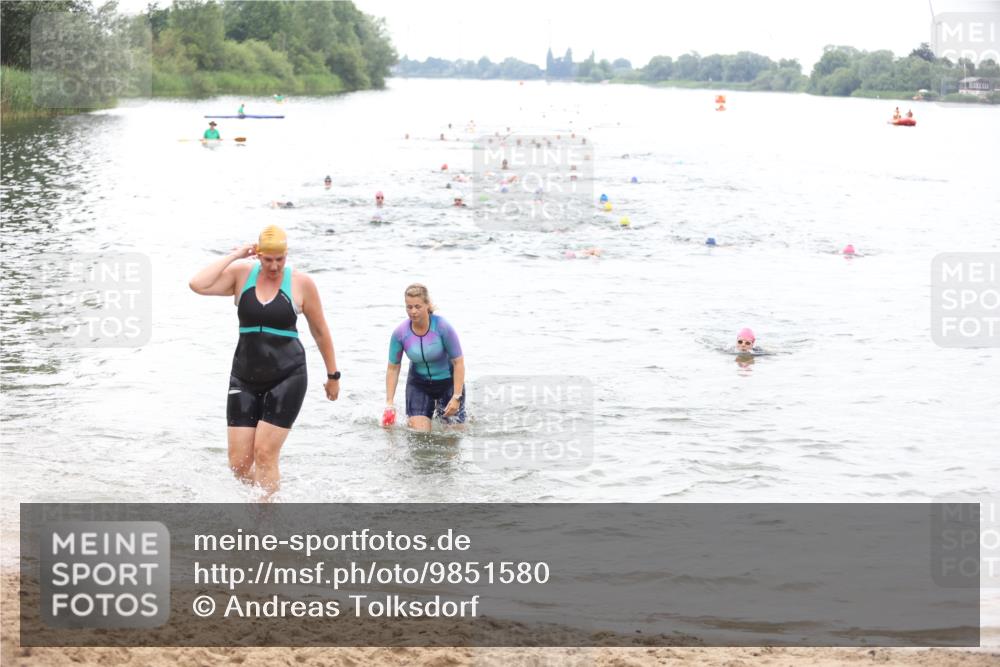21.06.2026 - 29. Vierlanden-Triathlon Andreas Tolksdorf http://msf.ph/oto/9851580 21.06.2026 10:18:00 Schwimmen 514, 553, 557, 563, 565 meine-sportfotos.de