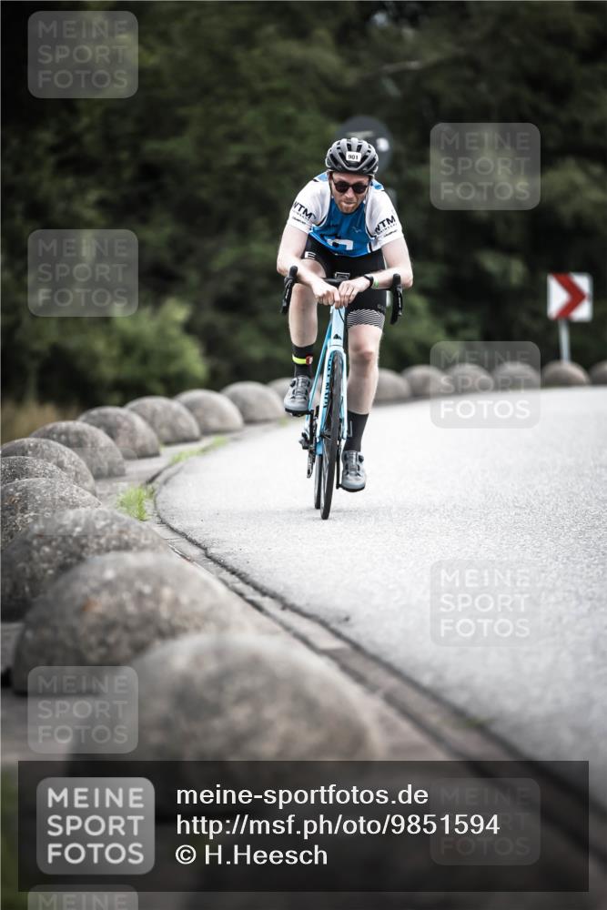 21.06.2026 - 29. Vierlanden-Triathlon H.Heesch http://msf.ph/oto/9851594 21.06.2026 12:04:00 Radfahren 901 meine-sportfotos.de