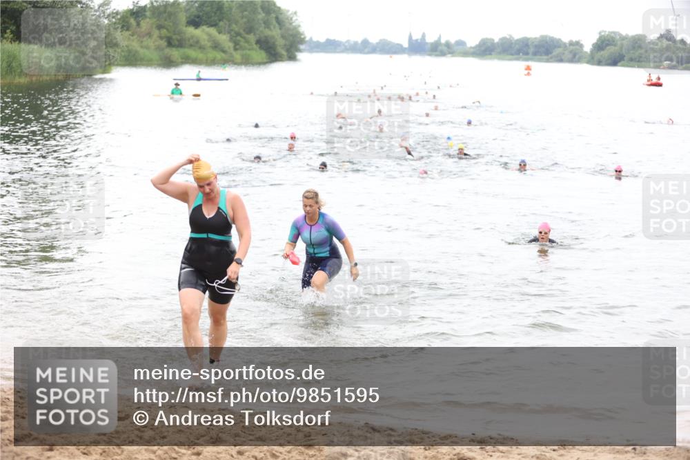 21.06.2026 - 29. Vierlanden-Triathlon Andreas Tolksdorf http://msf.ph/oto/9851595 21.06.2026 10:18:00 Schwimmen 514, 553, 557, 563, 565 meine-sportfotos.de