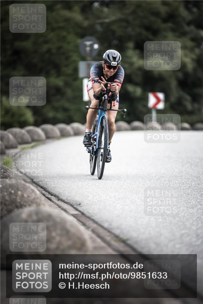 21.06.2026 - 29. Vierlanden-Triathlon H.Heesch http://msf.ph/oto/9851633 21.06.2026 12:04:09 Radfahren 269, 835, 890 meine-sportfotos.de