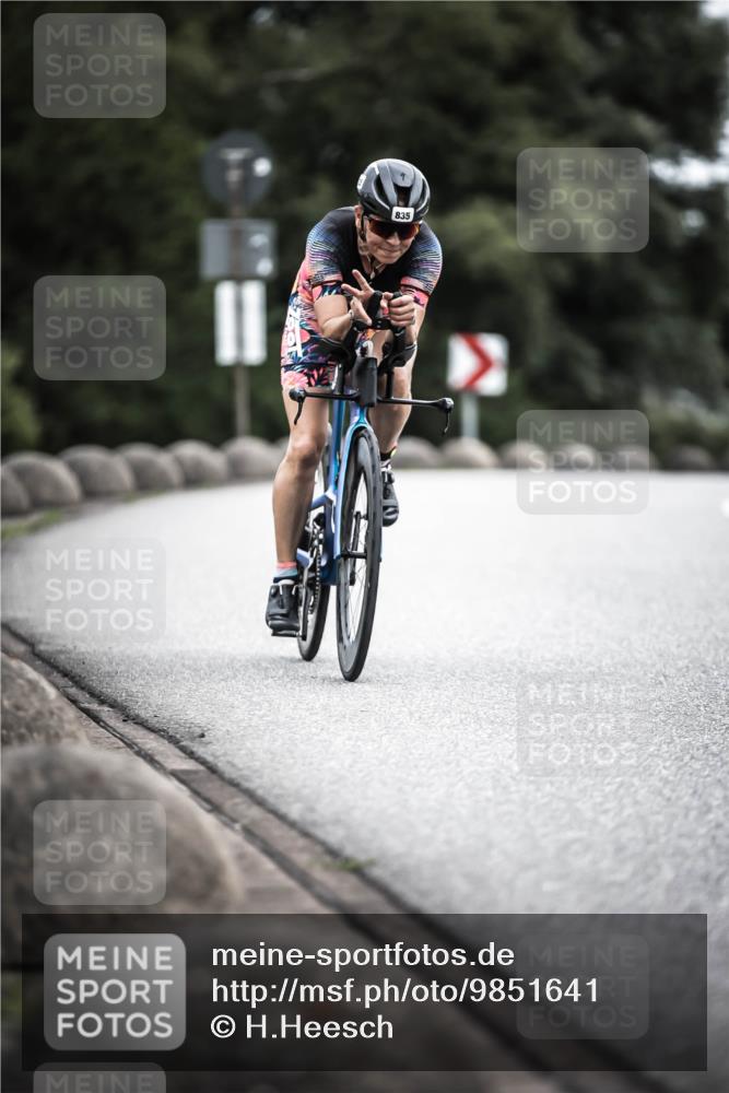 21.06.2026 - 29. Vierlanden-Triathlon H.Heesch http://msf.ph/oto/9851641 21.06.2026 12:04:09 Radfahren 269, 835, 890 meine-sportfotos.de