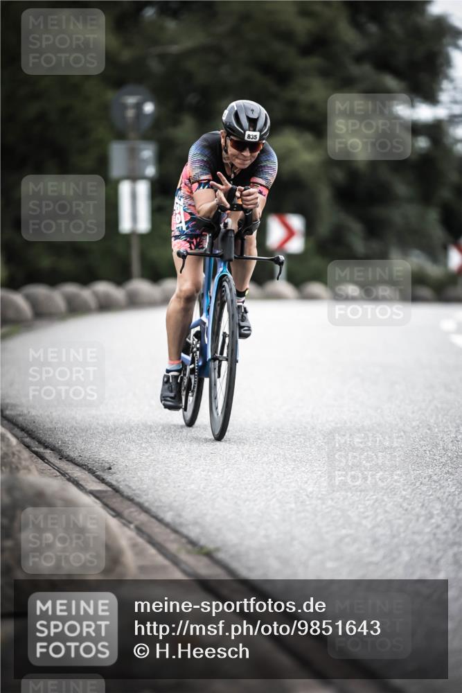 21.06.2026 - 29. Vierlanden-Triathlon H.Heesch http://msf.ph/oto/9851643 21.06.2026 12:04:09 Radfahren 269, 835, 890 meine-sportfotos.de