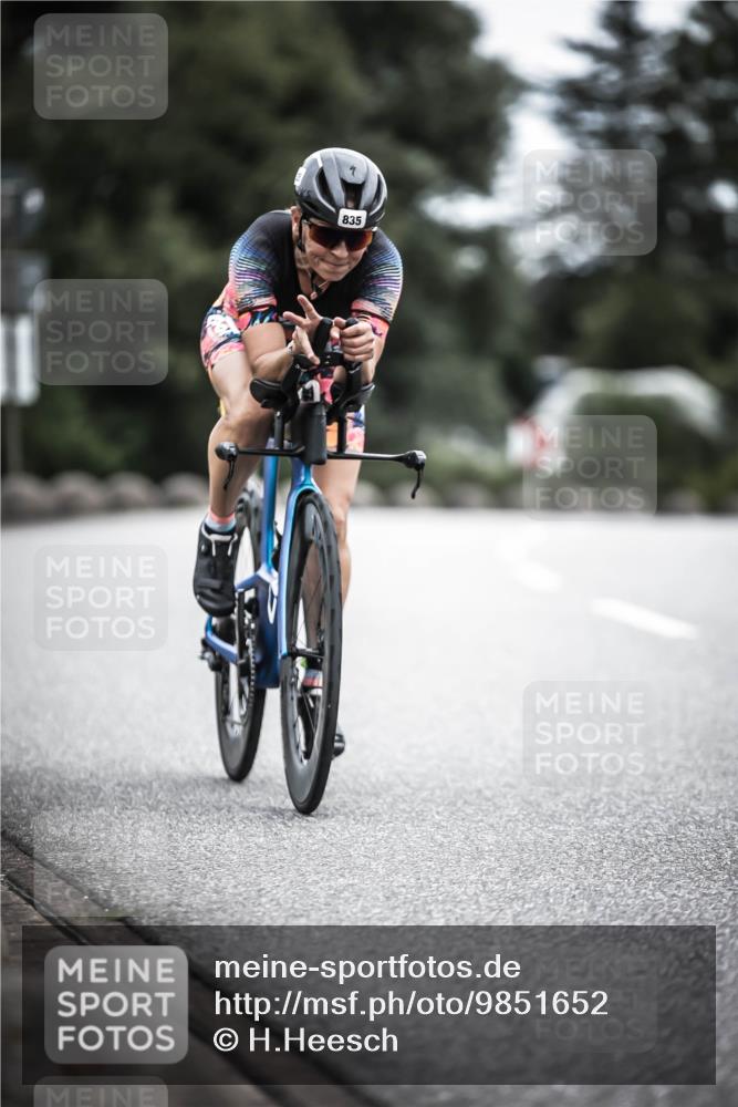 21.06.2026 - 29. Vierlanden-Triathlon H.Heesch http://msf.ph/oto/9851652 21.06.2026 12:04:09 Radfahren 269, 835, 890 meine-sportfotos.de