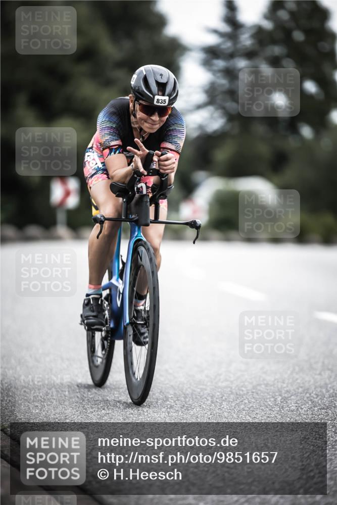 21.06.2026 - 29. Vierlanden-Triathlon H.Heesch http://msf.ph/oto/9851657 21.06.2026 12:04:09 Radfahren 269, 835, 890 meine-sportfotos.de