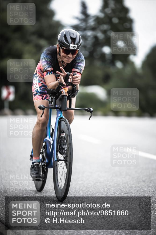 21.06.2026 - 29. Vierlanden-Triathlon H.Heesch http://msf.ph/oto/9851660 21.06.2026 12:04:10 Radfahren 269, 835, 890 meine-sportfotos.de