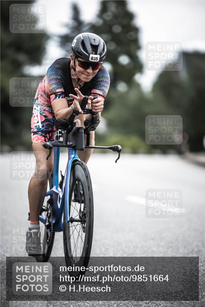 21.06.2026 - 29. Vierlanden-Triathlon H.Heesch http://msf.ph/oto/9851664 21.06.2026 12:04:10 Radfahren 269, 835, 890 meine-sportfotos.de