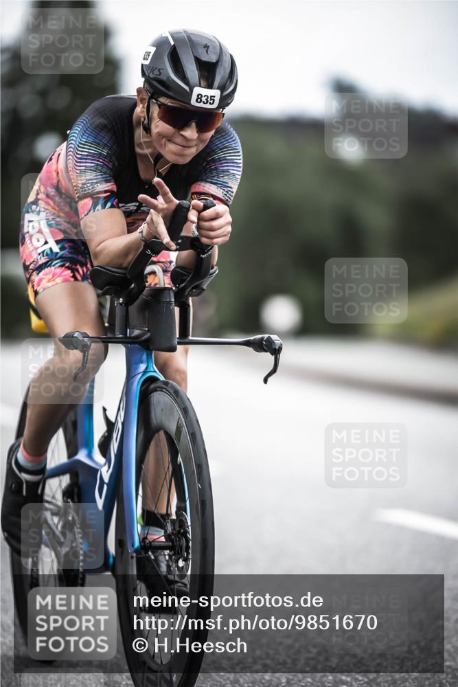 21.06.2026 - 29. Vierlanden-Triathlon H.Heesch http://msf.ph/oto/9851670 21.06.2026 12:04:10 Radfahren 269, 835, 890 meine-sportfotos.de