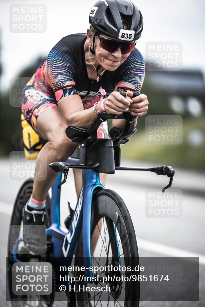 21.06.2026 - 29. Vierlanden-Triathlon H.Heesch http://msf.ph/oto/9851674 21.06.2026 12:04:10 Radfahren 269, 835, 890 meine-sportfotos.de