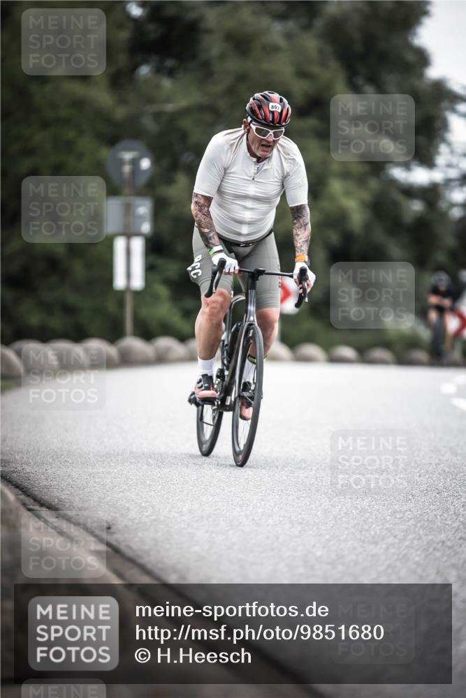21.06.2026 - 29. Vierlanden-Triathlon H.Heesch http://msf.ph/oto/9851680 21.06.2026 12:04:22 Radfahren 863, 893, 894, 900 meine-sportfotos.de
