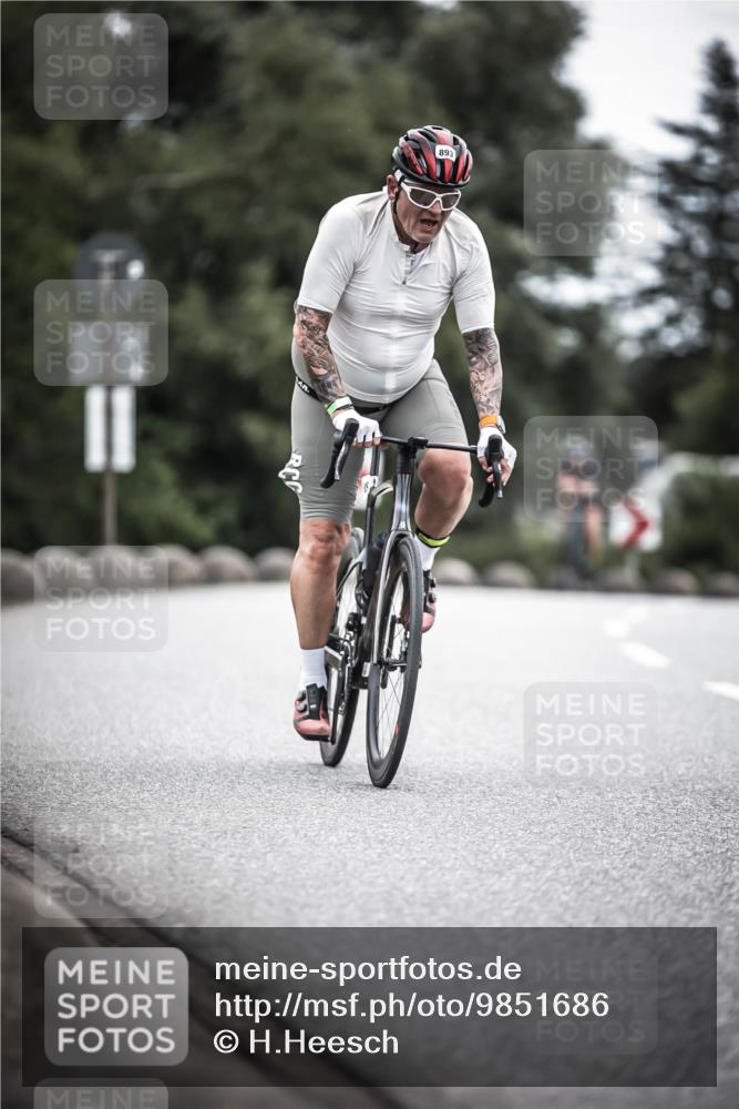 21.06.2026 - 29. Vierlanden-Triathlon H.Heesch http://msf.ph/oto/9851686 21.06.2026 12:04:22 Radfahren 863, 893, 894, 900 meine-sportfotos.de