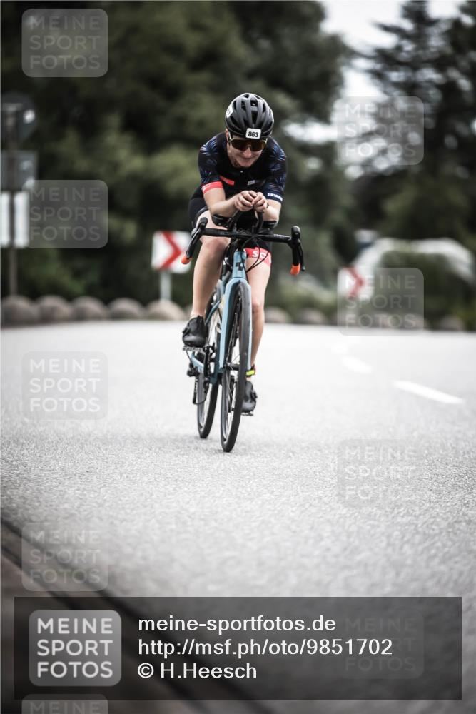 21.06.2026 - 29. Vierlanden-Triathlon H.Heesch http://msf.ph/oto/9851702 21.06.2026 12:04:27 Radfahren 863 meine-sportfotos.de