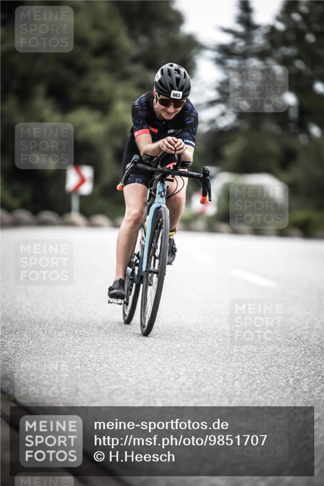21.06.2026 - 29. Vierlanden-Triathlon H.Heesch http://msf.ph/oto/9851707 21.06.2026 12:04:27 Radfahren 863 meine-sportfotos.de