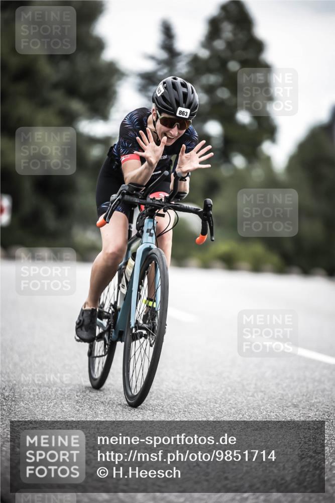 21.06.2026 - 29. Vierlanden-Triathlon H.Heesch http://msf.ph/oto/9851714 21.06.2026 12:04:27 Radfahren 863 meine-sportfotos.de