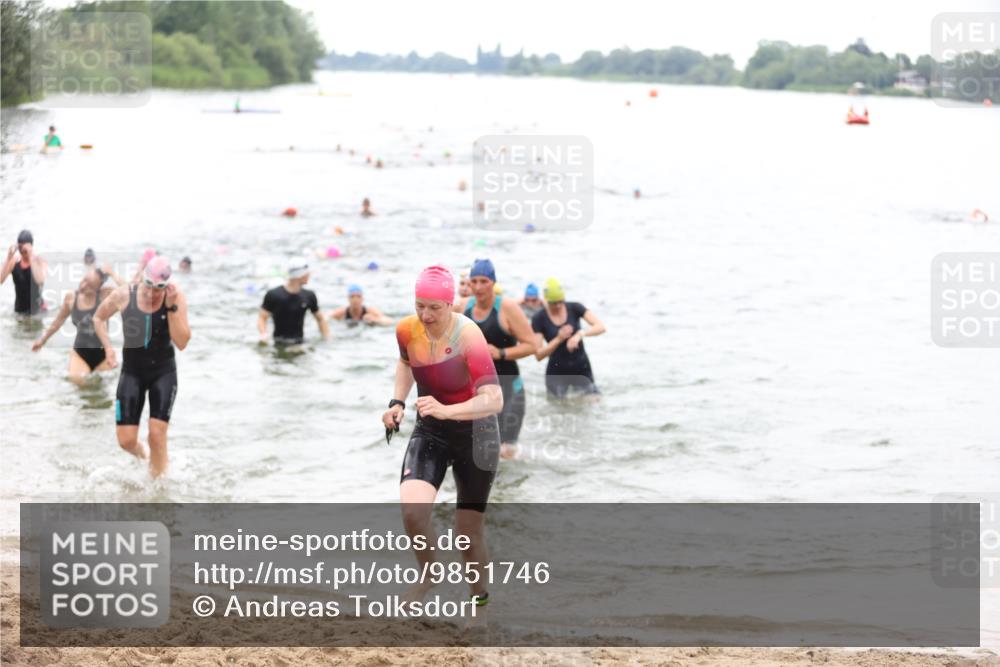 21.06.2026 - 29. Vierlanden-Triathlon Andreas Tolksdorf http://msf.ph/oto/9851746 21.06.2026 10:18:27 Schwimmen 368, 391, 499, 513, 516, 539, 571, 582, 583, 605, 606, 608, 618 meine-sportfotos.de
