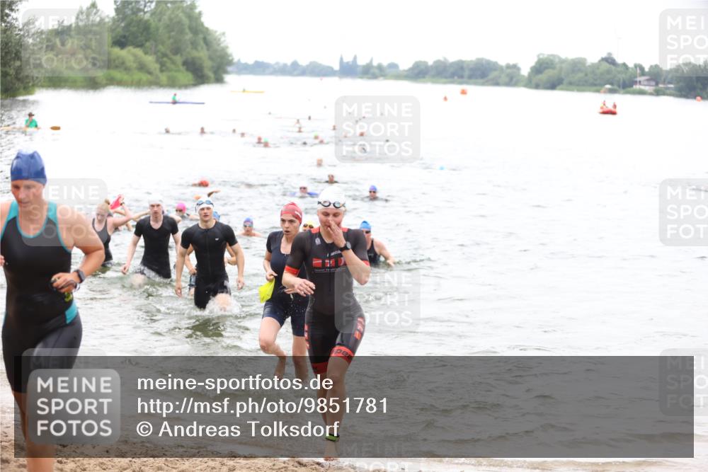 21.06.2026 - 29. Vierlanden-Triathlon Andreas Tolksdorf http://msf.ph/oto/9851781 21.06.2026 10:18:31 Schwimmen 368, 391, 499, 510, 513, 516, 539, 558, 582, 583, 590, 605, 608 meine-sportfotos.de