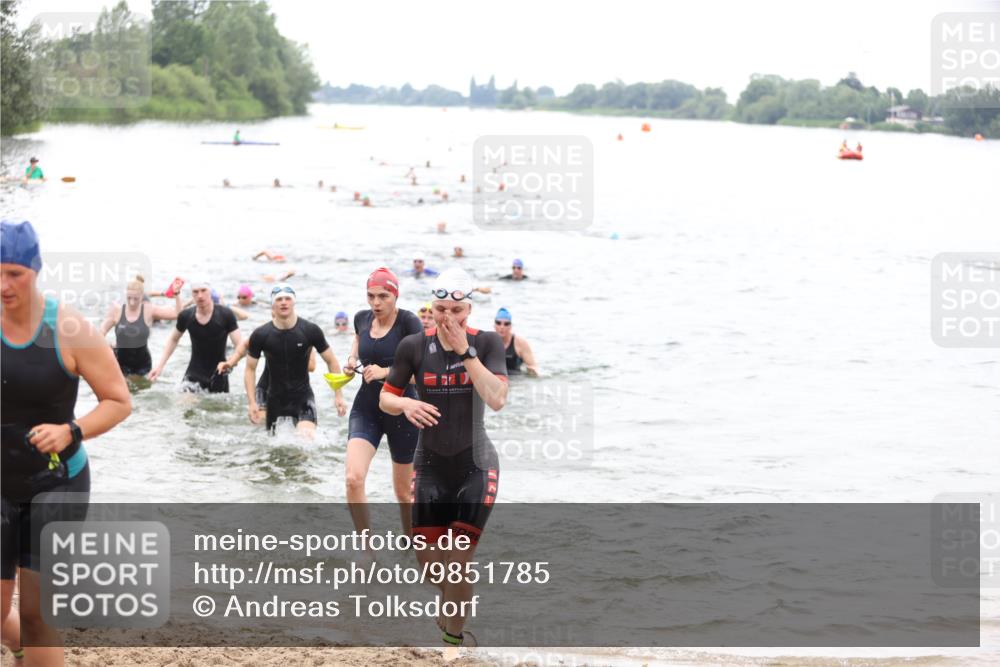 21.06.2026 - 29. Vierlanden-Triathlon Andreas Tolksdorf http://msf.ph/oto/9851785 21.06.2026 10:18:31 Schwimmen 368, 391, 499, 510, 513, 516, 539, 558, 582, 583, 590, 605, 608 meine-sportfotos.de