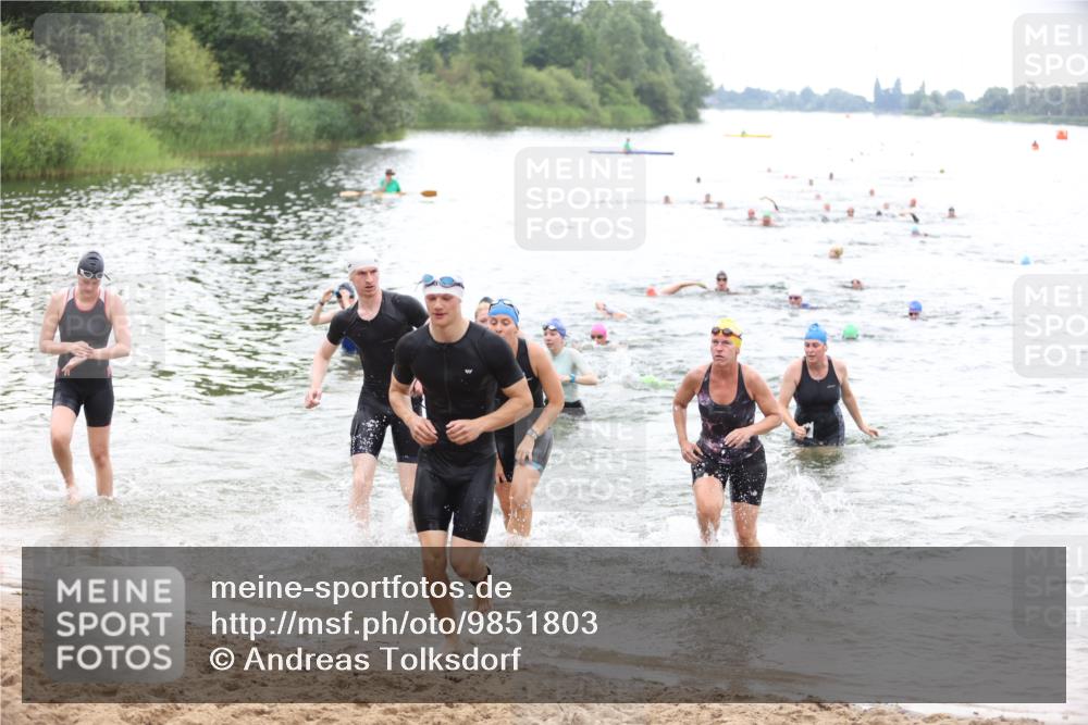 21.06.2026 - 29. Vierlanden-Triathlon Andreas Tolksdorf http://msf.ph/oto/9851803 21.06.2026 10:18:34 Schwimmen 368, 391, 490, 510, 511, 513, 516, 539, 558, 582, 583, 590, 605, 608 meine-sportfotos.de