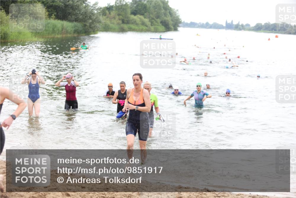21.06.2026 - 29. Vierlanden-Triathlon Andreas Tolksdorf http://msf.ph/oto/9851917 21.06.2026 10:18:43 Schwimmen 482, 490, 510, 511, 516, 524, 551, 556, 558, 590, 601 meine-sportfotos.de