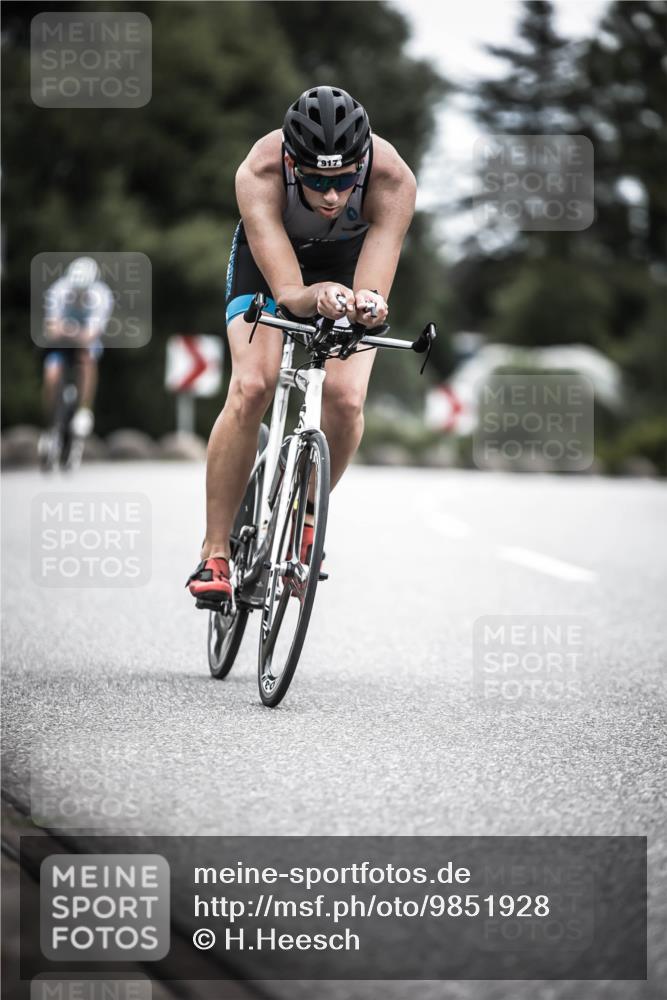21.06.2026 - 29. Vierlanden-Triathlon H.Heesch http://msf.ph/oto/9851928 21.06.2026 12:05:21 Radfahren 637, 776, 897, 917 meine-sportfotos.de