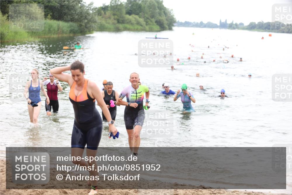21.06.2026 - 29. Vierlanden-Triathlon Andreas Tolksdorf http://msf.ph/oto/9851952 21.06.2026 10:18:45 Schwimmen 482, 490, 492, 510, 511, 524, 551, 556, 558, 590, 601 meine-sportfotos.de