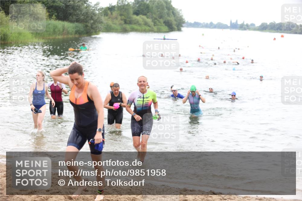 21.06.2026 - 29. Vierlanden-Triathlon Andreas Tolksdorf http://msf.ph/oto/9851958 21.06.2026 10:18:45 Schwimmen 482, 490, 492, 510, 511, 524, 551, 556, 558, 590, 601 meine-sportfotos.de