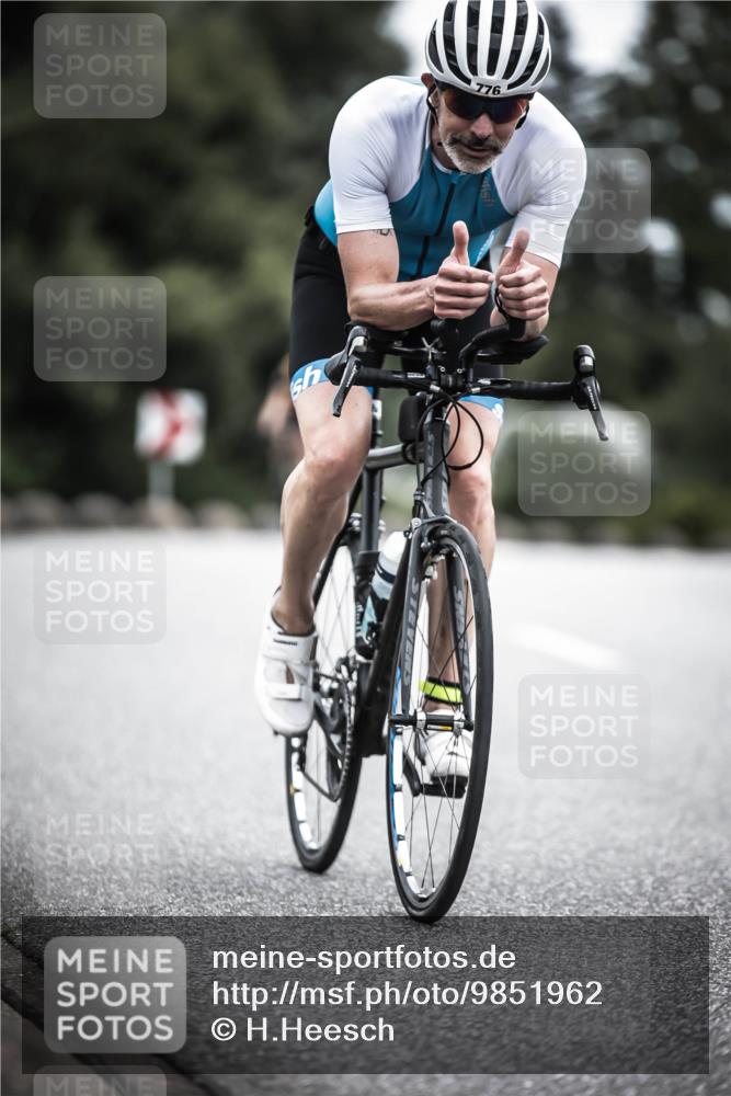 21.06.2026 - 29. Vierlanden-Triathlon H.Heesch http://msf.ph/oto/9851962 21.06.2026 12:05:24 Radfahren 637, 776, 831, 897, 917 meine-sportfotos.de