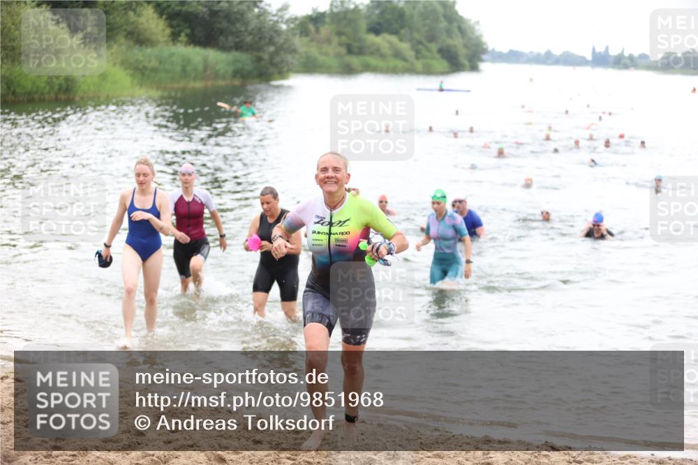 21.06.2026 - 29. Vierlanden-Triathlon Andreas Tolksdorf http://msf.ph/oto/9851968 21.06.2026 10:18:46 Schwimmen 355, 482, 490, 492, 510, 511, 524, 551, 556, 601 meine-sportfotos.de