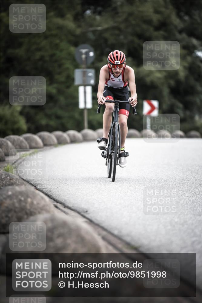 21.06.2026 - 29. Vierlanden-Triathlon H.Heesch http://msf.ph/oto/9851998 21.06.2026 12:05:36 Radfahren 662, 767, 842, 849, 874, 944 meine-sportfotos.de