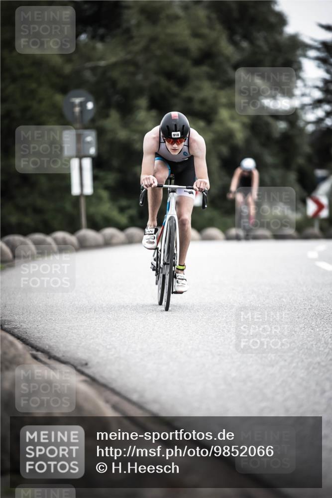 21.06.2026 - 29. Vierlanden-Triathlon H.Heesch http://msf.ph/oto/9852066 21.06.2026 12:05:45 Radfahren 721, 767, 842, 879, 918 meine-sportfotos.de