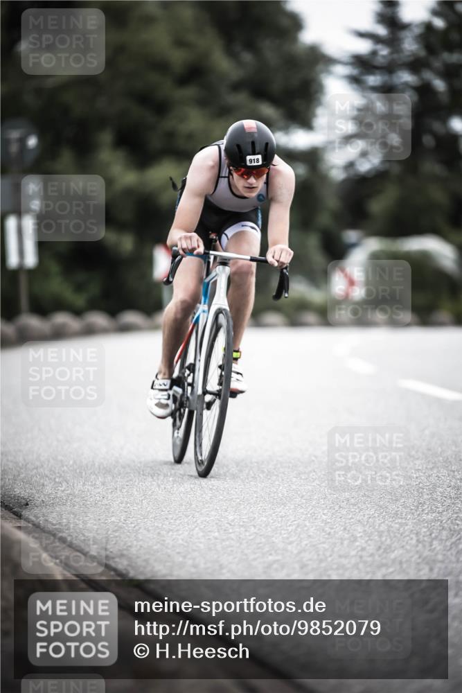 21.06.2026 - 29. Vierlanden-Triathlon H.Heesch http://msf.ph/oto/9852079 21.06.2026 12:05:45 Radfahren 721, 767, 842, 879, 918 meine-sportfotos.de