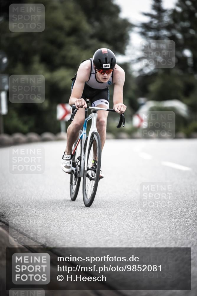 21.06.2026 - 29. Vierlanden-Triathlon H.Heesch http://msf.ph/oto/9852081 21.06.2026 12:05:45 Radfahren 721, 767, 842, 879, 918 meine-sportfotos.de