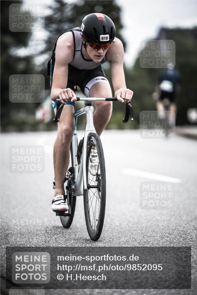 21.06.2026 - 29. Vierlanden-Triathlon H.Heesch http://msf.ph/oto/9852095 21.06.2026 12:05:46 Radfahren 721, 767, 827, 879, 918, 955 meine-sportfotos.de