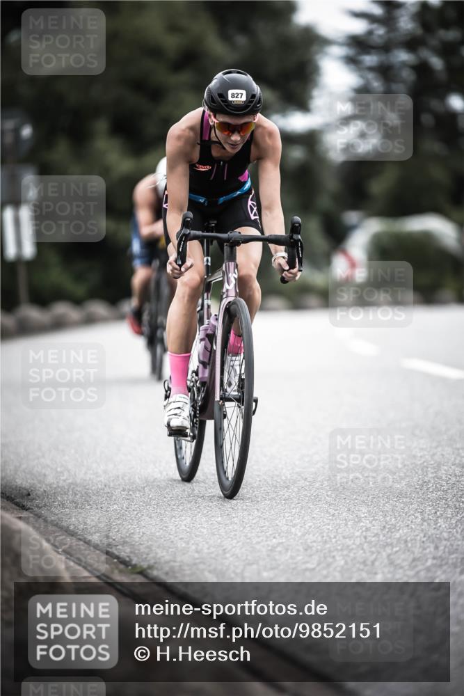 21.06.2026 - 29. Vierlanden-Triathlon H.Heesch http://msf.ph/oto/9852151 21.06.2026 12:05:53 Radfahren 827, 879, 927, 942, 955 meine-sportfotos.de