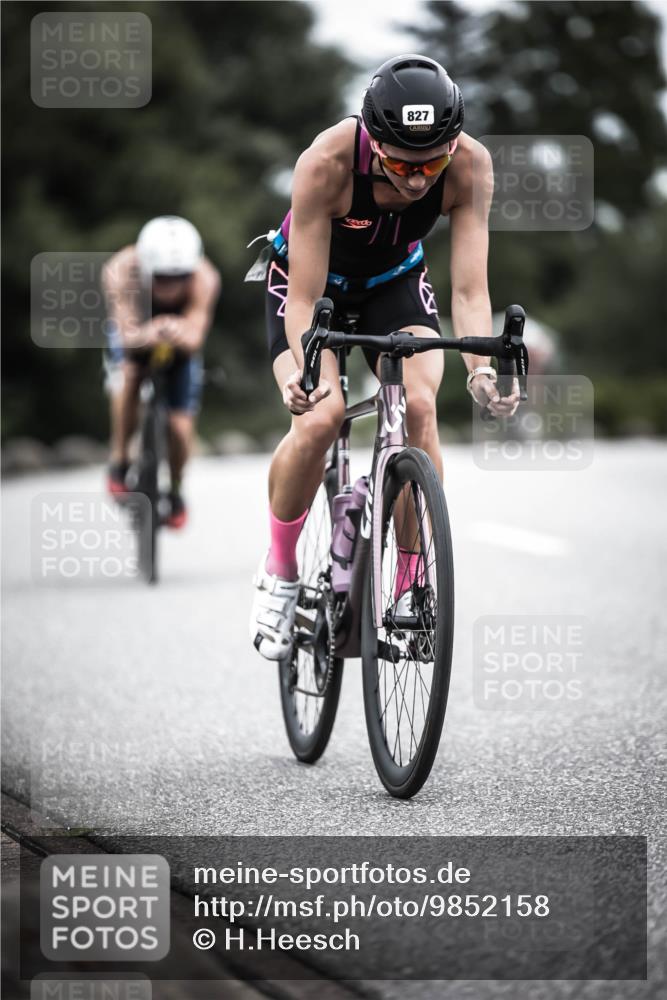 21.06.2026 - 29. Vierlanden-Triathlon H.Heesch http://msf.ph/oto/9852158 21.06.2026 12:05:53 Radfahren 827, 879, 927, 942, 955 meine-sportfotos.de