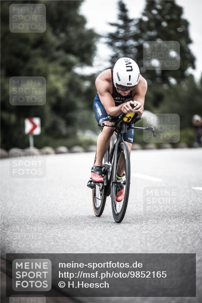 21.06.2026 - 29. Vierlanden-Triathlon H.Heesch http://msf.ph/oto/9852165 21.06.2026 12:05:54 Radfahren 827, 852, 927, 942, 955 meine-sportfotos.de