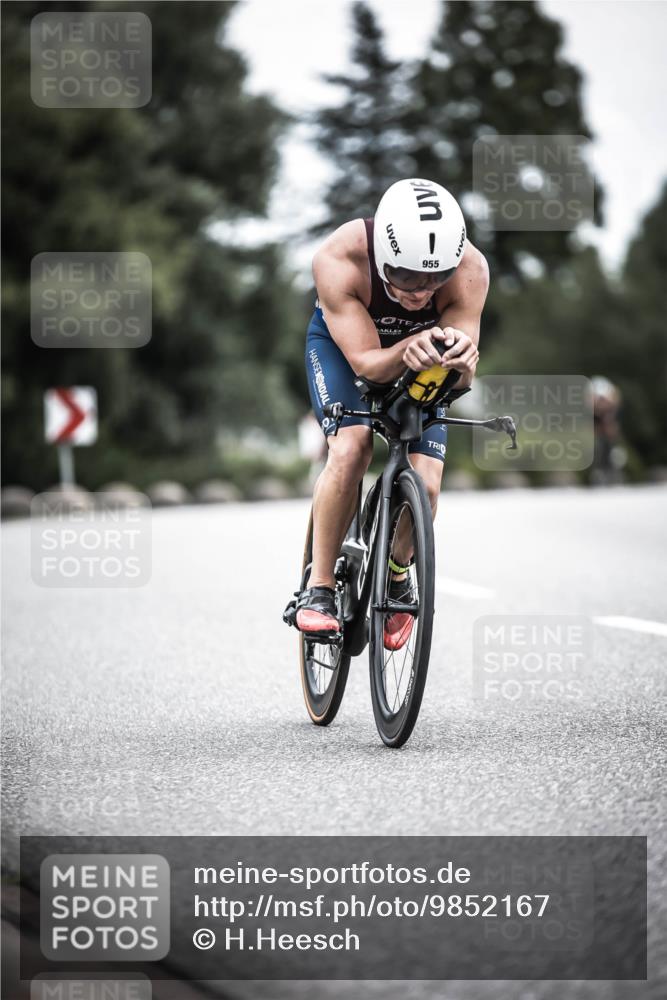 21.06.2026 - 29. Vierlanden-Triathlon H.Heesch http://msf.ph/oto/9852167 21.06.2026 12:05:54 Radfahren 827, 852, 927, 942, 955 meine-sportfotos.de