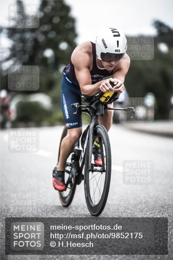 21.06.2026 - 29. Vierlanden-Triathlon H.Heesch http://msf.ph/oto/9852175 21.06.2026 12:05:54 Radfahren 827, 852, 927, 942, 955 meine-sportfotos.de