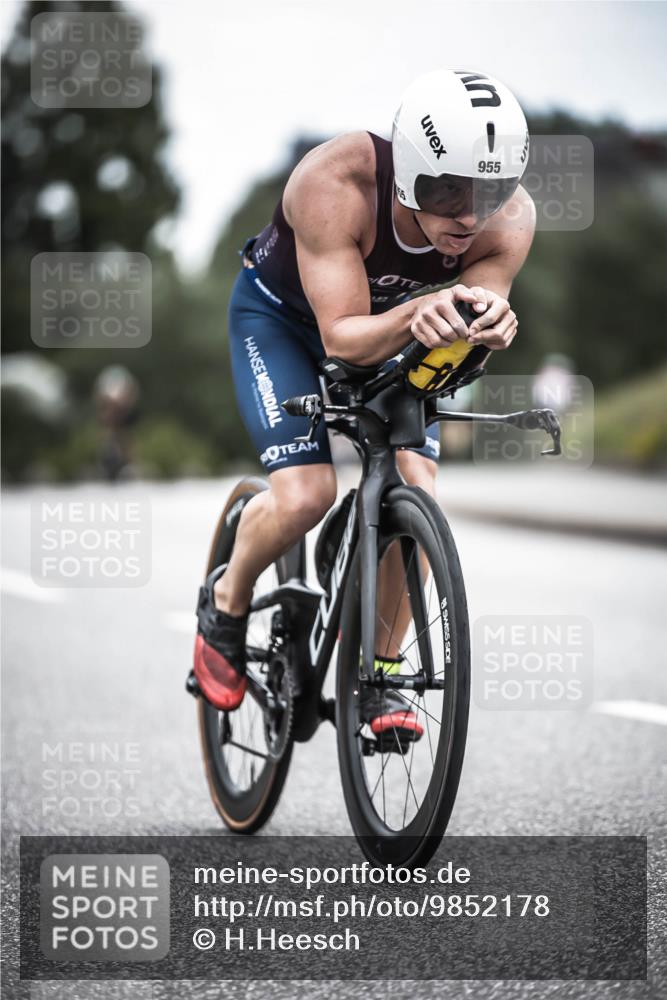 21.06.2026 - 29. Vierlanden-Triathlon H.Heesch http://msf.ph/oto/9852178 21.06.2026 12:05:54 Radfahren 827, 852, 927, 942, 955 meine-sportfotos.de