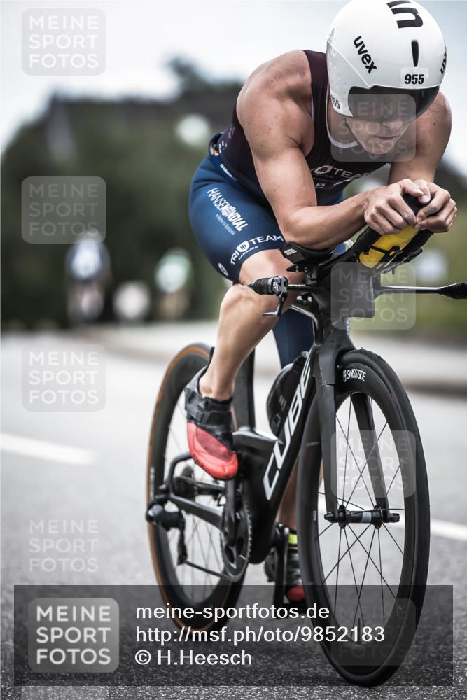 21.06.2026 - 29. Vierlanden-Triathlon H.Heesch http://msf.ph/oto/9852183 21.06.2026 12:05:54 Radfahren 827, 852, 927, 942, 955 meine-sportfotos.de