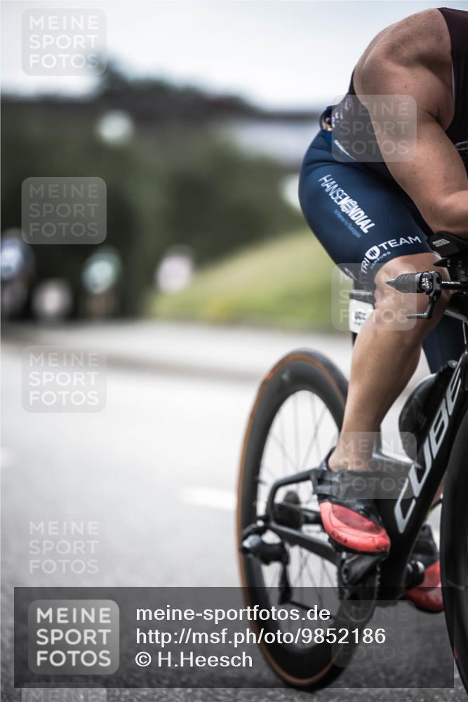 21.06.2026 - 29. Vierlanden-Triathlon H.Heesch http://msf.ph/oto/9852186 21.06.2026 12:05:54 Radfahren 827, 852, 927, 942, 955 meine-sportfotos.de