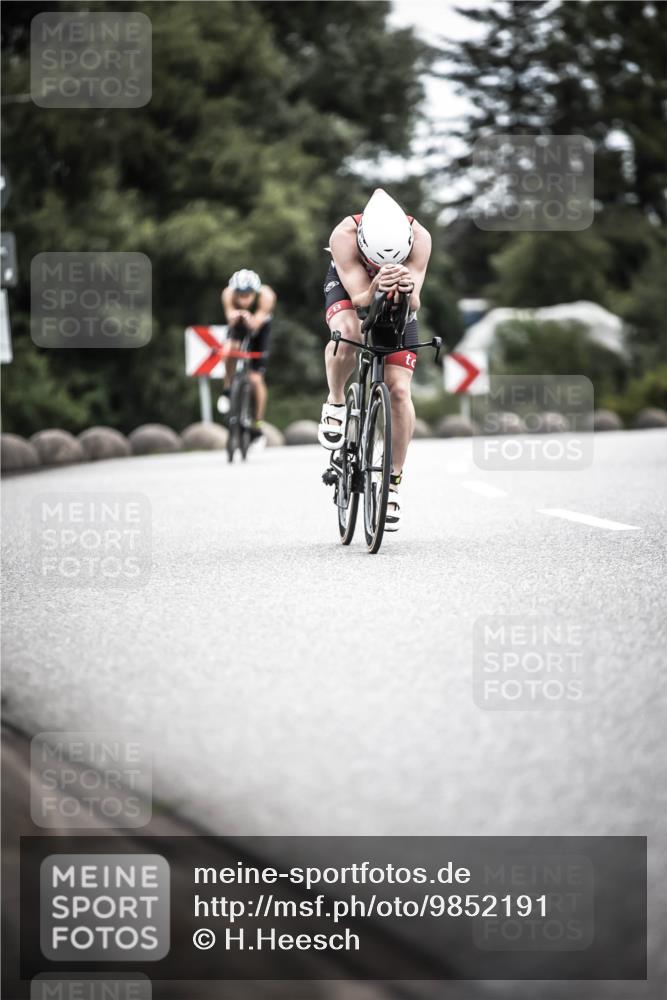 21.06.2026 - 29. Vierlanden-Triathlon H.Heesch http://msf.ph/oto/9852191 21.06.2026 12:05:57 Radfahren 827, 852, 927, 942, 955 meine-sportfotos.de